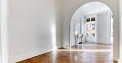 Réf : TAPP84377, 3 pièce(s), LYON