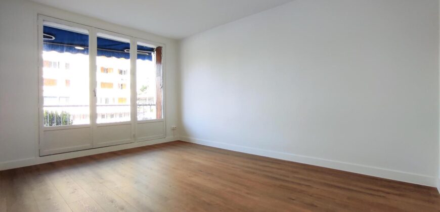 Réf : GES00010212-374, 4 pièce(s), VILLEURBANNE