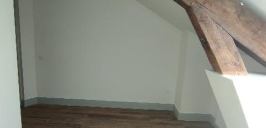 Réf : GES02570015-369, 2 pièce(s), BOURG EN BRESSE