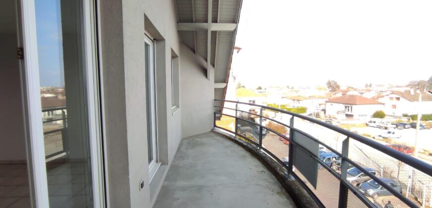 Réf : icsMFZ127-005, 3 pièce(s), BOURG EN BRESSE