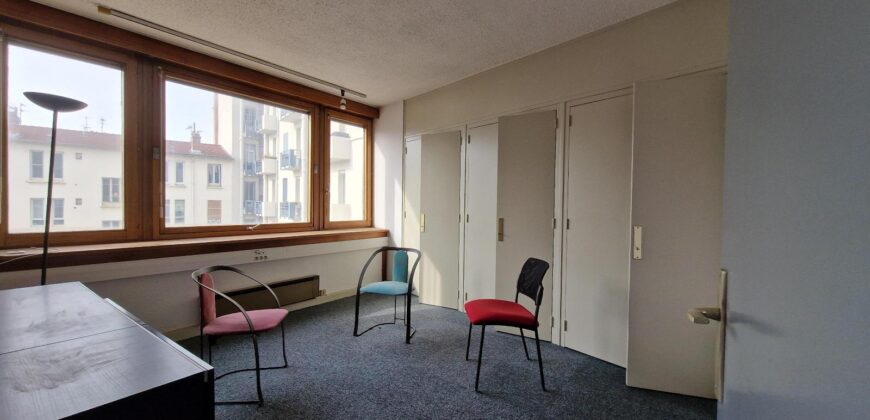 Réf : icsRME1159-003,  pièce(s), LYON