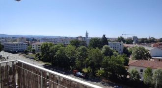 Réf : icsMFZ143-005, 4 pièce(s), BOURG EN BRESSE