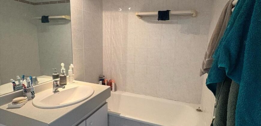 Réf : GES41960009-787, 3 pièce(s), LYON