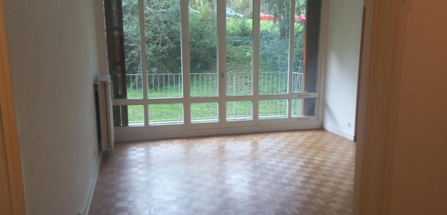 Réf : icsIID1260-004, 4 pièce(s), LA MULATIERE