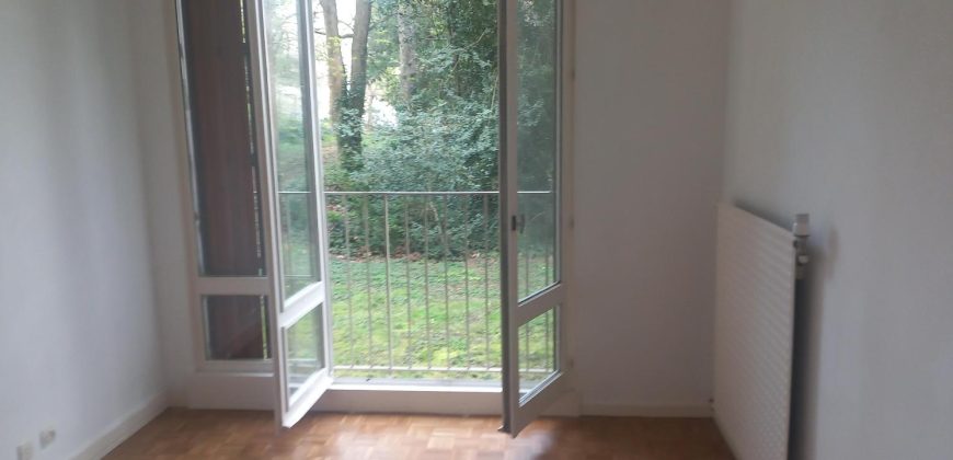 Réf : icsIID1260-004, 4 pièce(s), LA MULATIERE