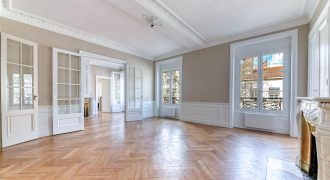 Réf : TAPP84393, 5 pièce(s), LYON