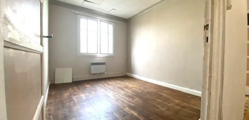 Réf : GES79940017-372, 3 pièce(s), LYON