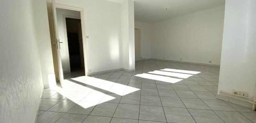 Réf : GES02410062-787, 3 pièce(s), VILLEURBANNE