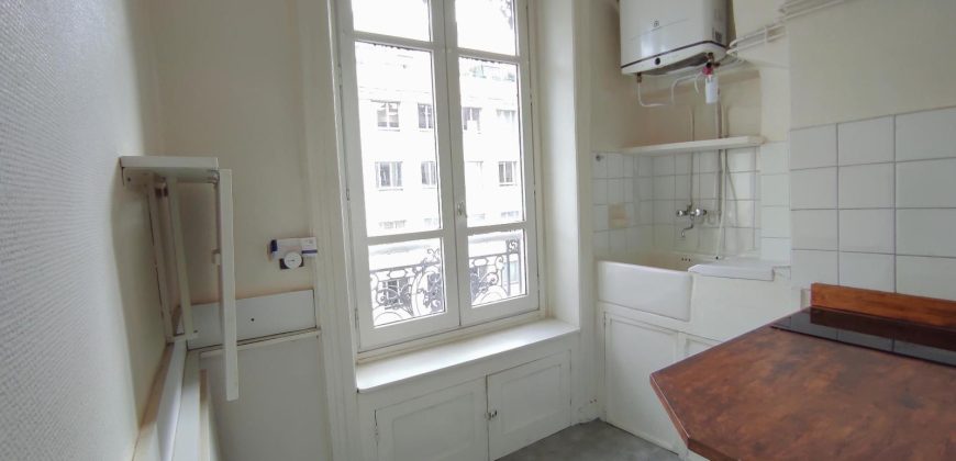 Réf : GES46470010-374, 1 pièce(s), LYON