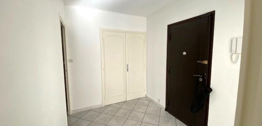 Réf : GES02410062-787, 3 pièce(s), VILLEURBANNE