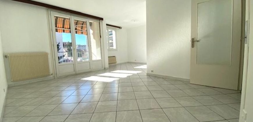 Réf : GES02410062-787, 3 pièce(s), VILLEURBANNE