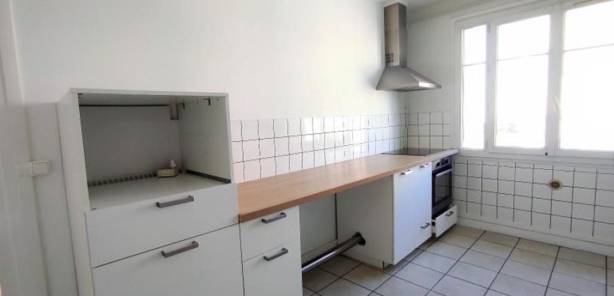 Réf : GES38430010-787, 3 pièce(s), LYON