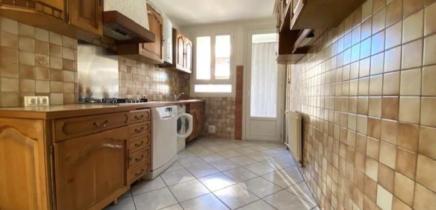 Réf : GES02410062-787, 3 pièce(s), VILLEURBANNE