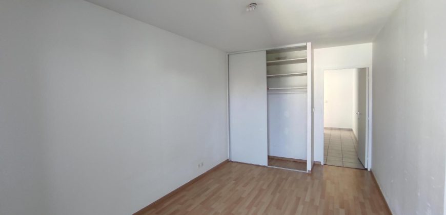 Réf : icsMVL1213-002, 3 pièce(s), VILLEURBANNE