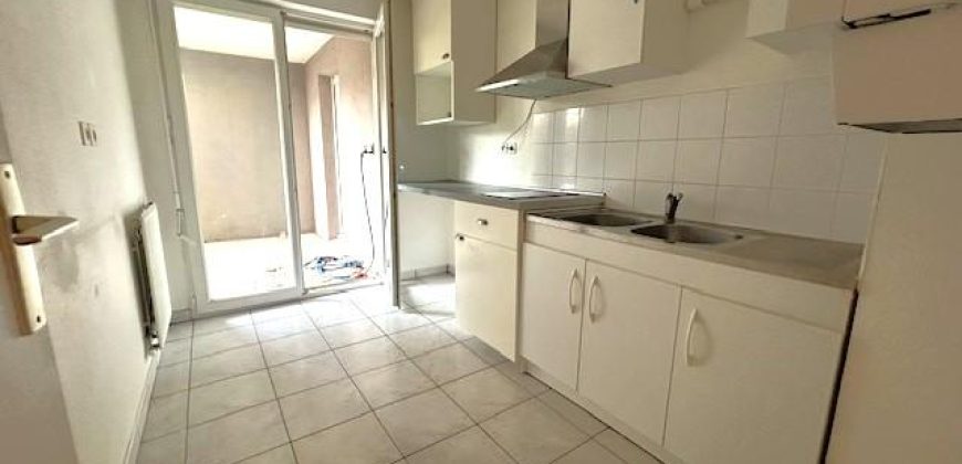 Réf : icsGST1256-001, 2 pièce(s), LYON