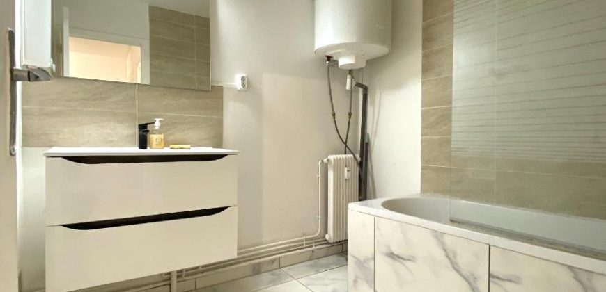 Réf : GES02160119-374, 3 pièce(s), LA MULATIERE