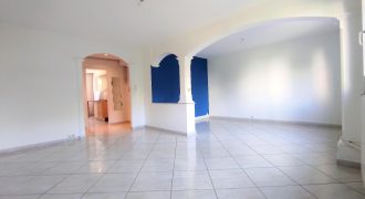 Réf : GES01130018-371, 3 pièce(s), VILLEURBANNE