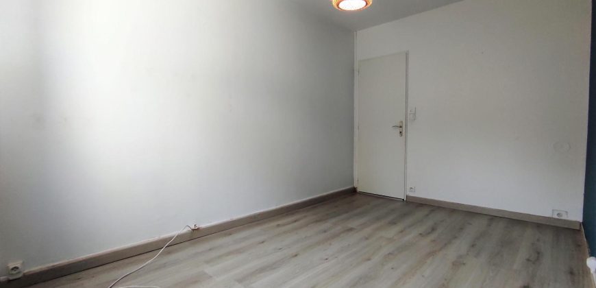 Réf : GES01130018-371, 3 pièce(s), VILLEURBANNE