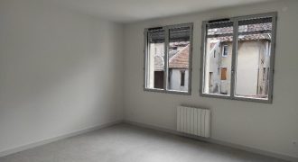 Réf : GES32750010-372, 3 pièce(s), LA TOUR DU PIN