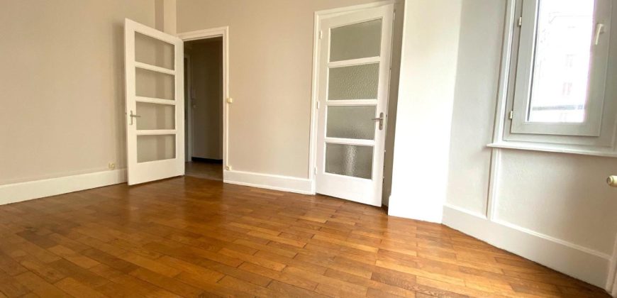 Réf : GES07070024-374, 1 pièce(s), LYON