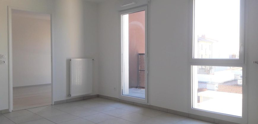 Réf : GES46090105-371, 2 pièce(s), LYON