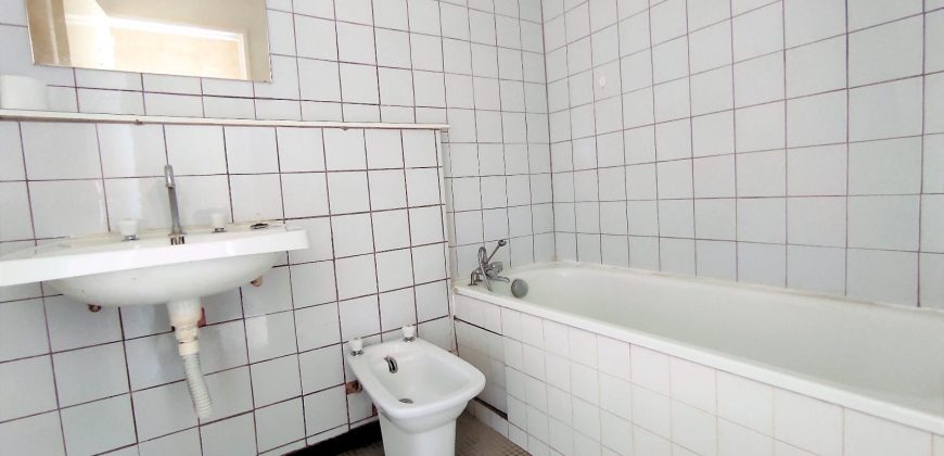 Réf : GES00680441-374, 1 pièce(s), VILLEURBANNE