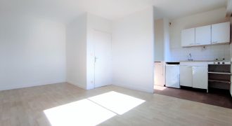 Réf : GES00680441-374, 1 pièce(s), VILLEURBANNE