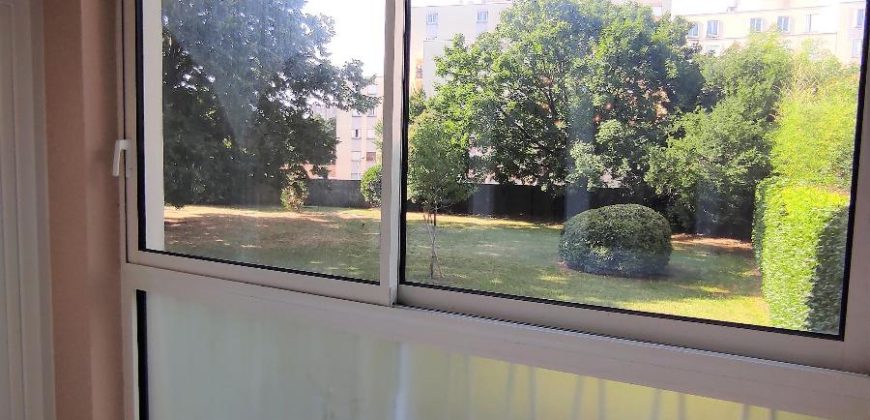 Réf : GES01130018-371, 3 pièce(s), VILLEURBANNE