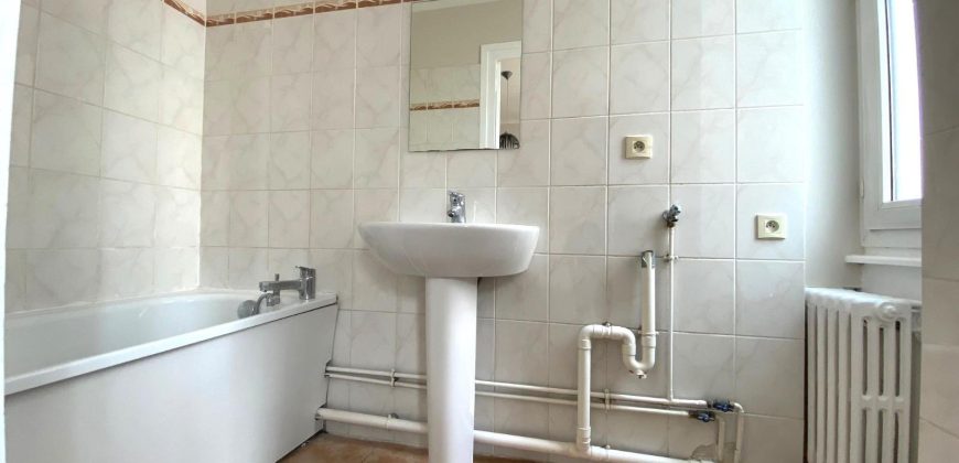 Réf : GES07070024-374, 1 pièce(s), LYON