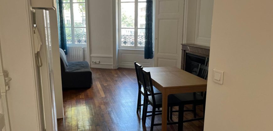 Réf : GES65450003-372, 2 pièce(s), LYON