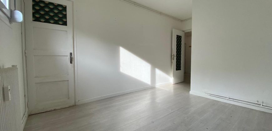 Réf : GES02160119-374, 3 pièce(s), LA MULATIERE