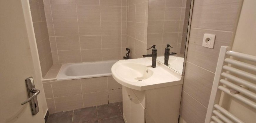Réf : icsRME1244-003,  pièce(s), GIVORS
