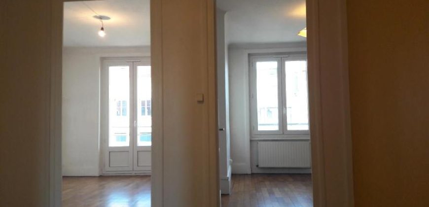 Réf : GES07070061-374, 2 pièce(s), LYON