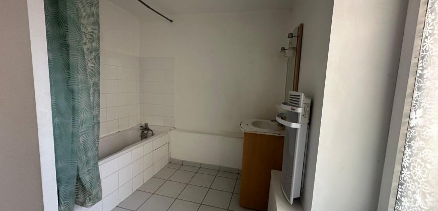 Réf : GES06140004-377, 4 pièce(s), GIVORS