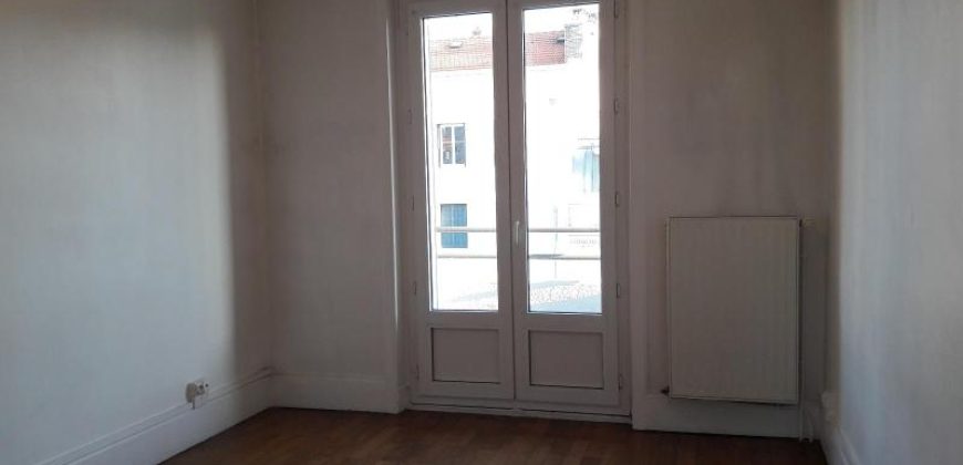 Réf : GES07070061-374, 2 pièce(s), LYON