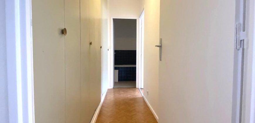 Réf : GES46390026-372, 2 pièce(s), LYON