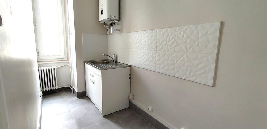 Réf : GES07070033-374, 1 pièce(s), LYON
