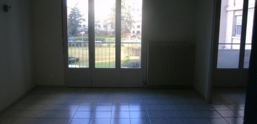 Réf : GES38360319-374, 3 pièce(s), VILLEURBANNE