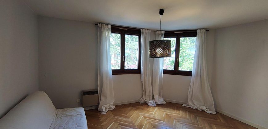 Réf : GES03190033-374, 1 pièce(s), LYON