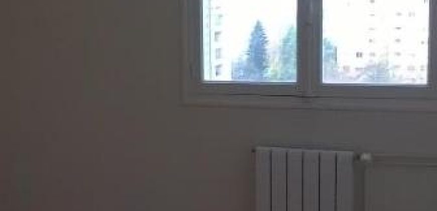 Réf : GES80844012-375, 3 pièce(s), CALUIRE ET CUIRE