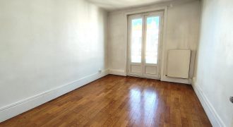 Réf : GES07070061-374, 2 pièce(s), LYON