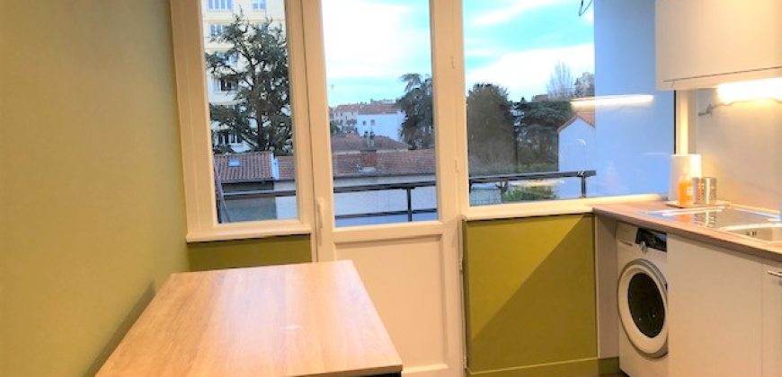 Réf : GES98950244-787, 3 pièce(s), LYON