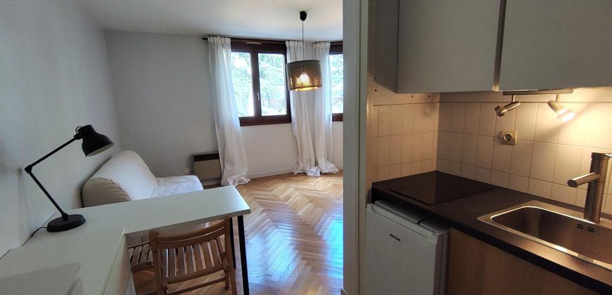 Réf : GES03190033-374, 1 pièce(s), LYON