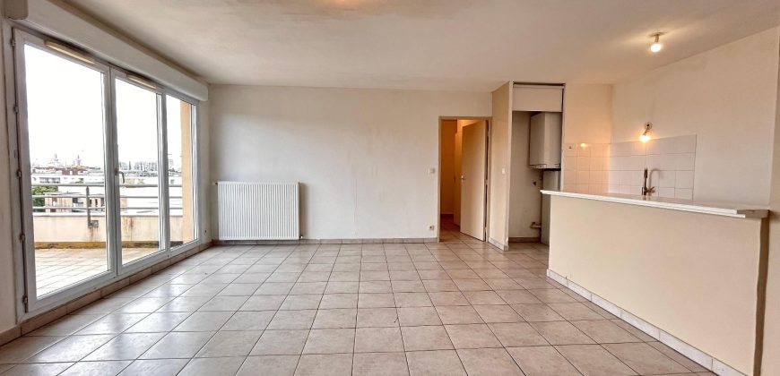 Réf : icsMVL1213-002, 3 pièce(s), VILLEURBANNE