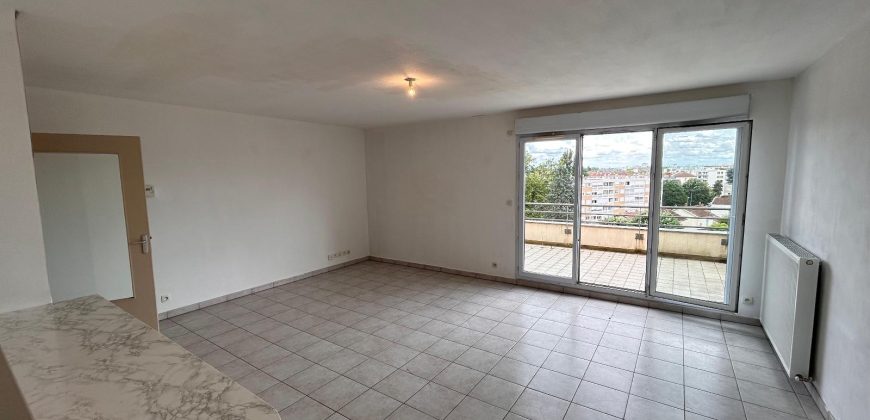 Réf : icsMVL1213-002, 3 pièce(s), VILLEURBANNE