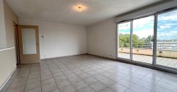 Réf : icsMVL1213-002, 3 pièce(s), VILLEURBANNE