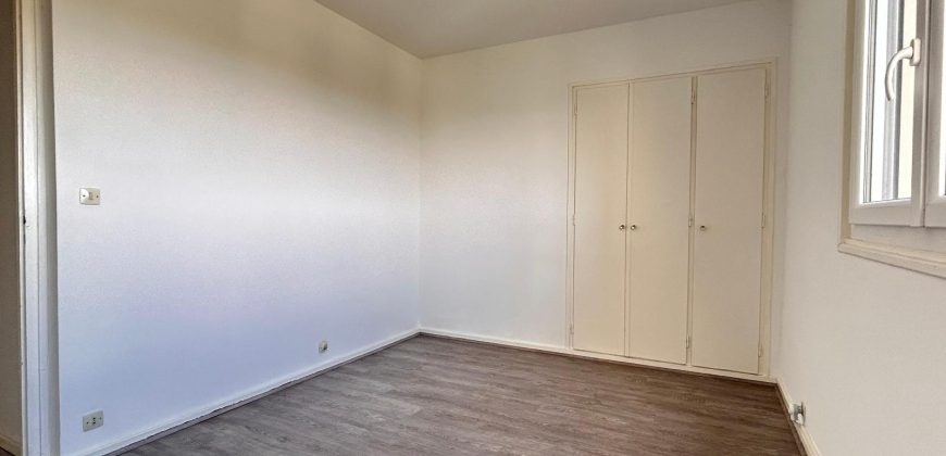 Réf : icsMVL1025-002, 3 pièce(s), CALUIRE ET CUIRE
