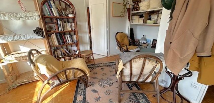 Réf : icsGST1266-001, 2 pièce(s), VILLEURBANNE