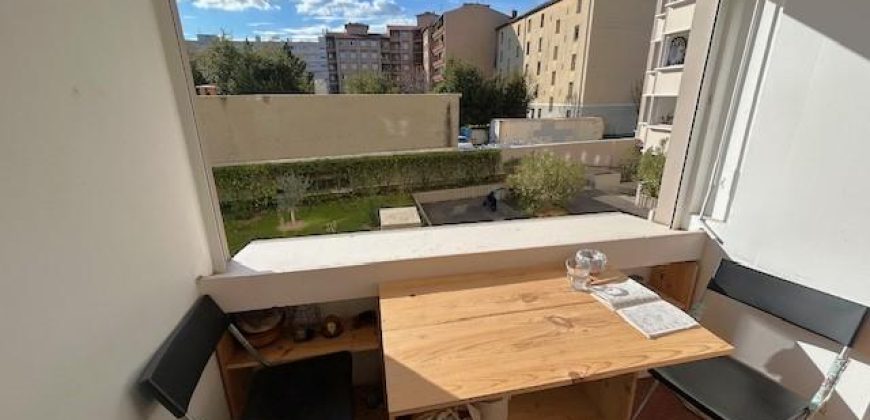 Réf : icsGST1266-001, 2 pièce(s), VILLEURBANNE