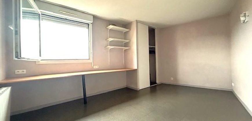Réf : icsGST1281-001, 1 pièce(s), VILLEURBANNE